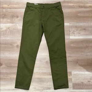 Men's Olive Green Chinos